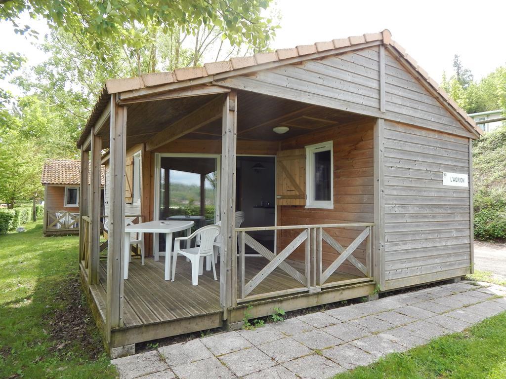 Отель Camping Du Moulin Meyrieu-les-Etangs Номер фото